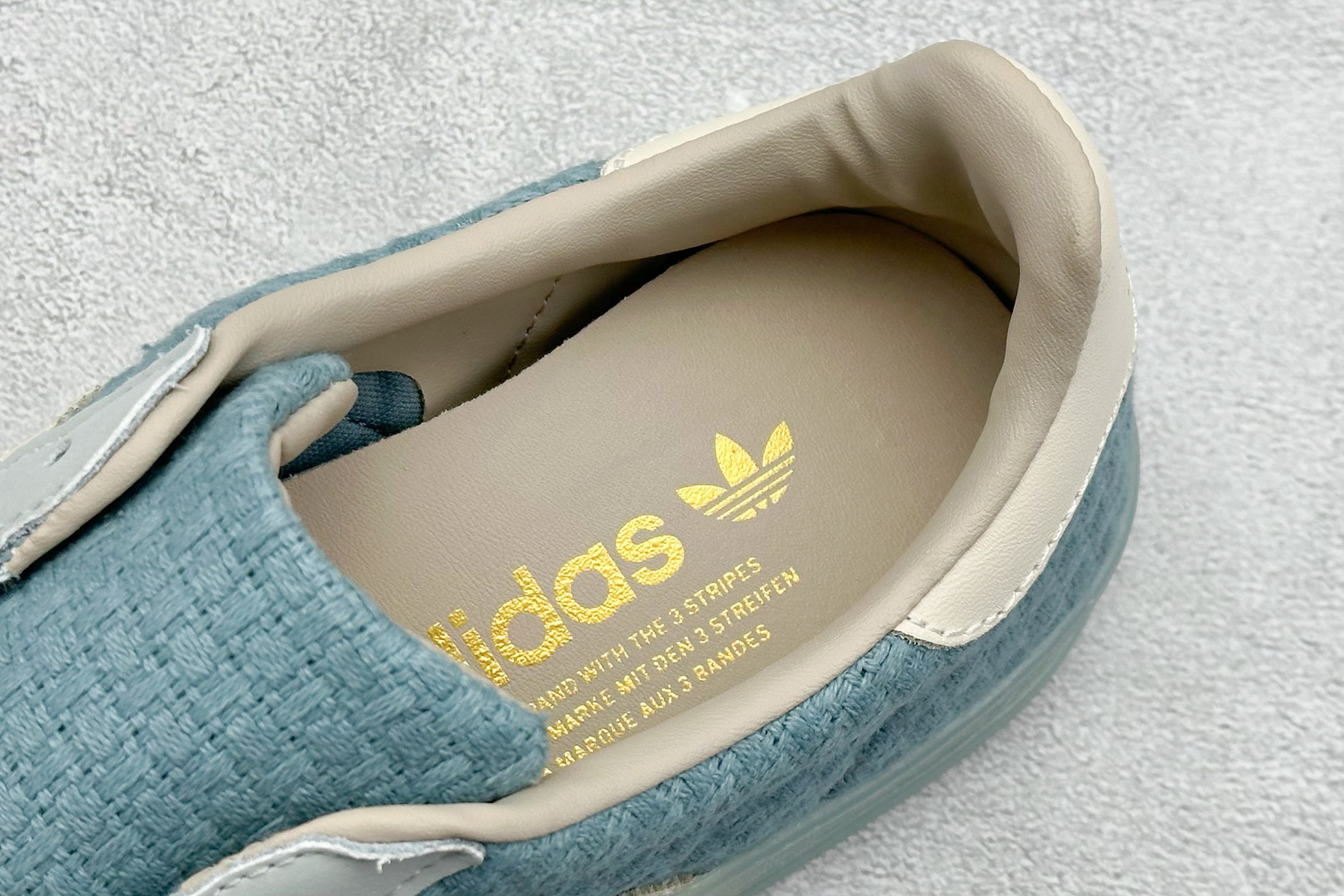 150 Adidas Originals Gazelle INdoor 三叶草休闲防滑耐磨低帮板鞋 JR8852