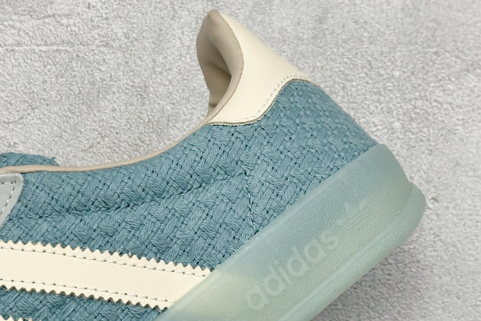 150 Adidas Originals Gazelle INdoor 三叶草休闲防滑耐磨低帮板鞋 JR8852