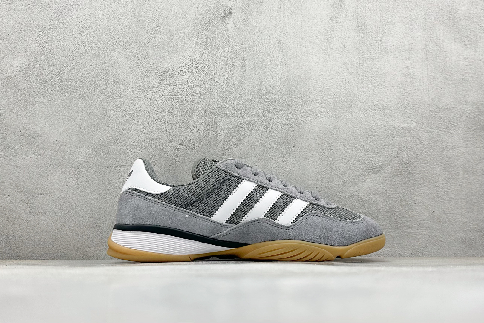 170 Adidas Originals Gazelle Sala - Men's 阿迪达斯运动跑步鞋 JQ0887