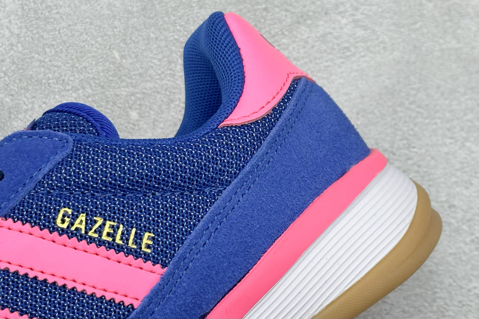 170 Adidas Originals Gazelle Sala - Men's 阿迪达斯运动跑步鞋 JR3838