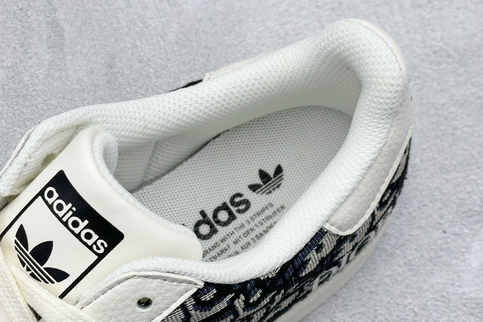 220 AD Originals Superstar x DIOR 白黑 JY8912