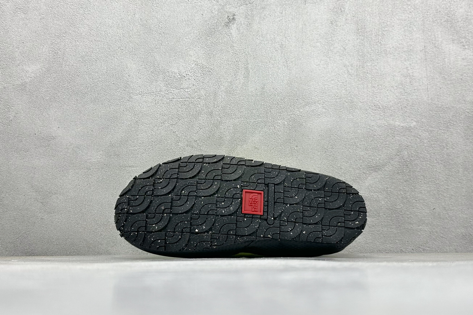150 The North Face Thermoball Traction 北面冬季加绒透气轻盈一脚蹬休闲套鞋 3V1H-K1M