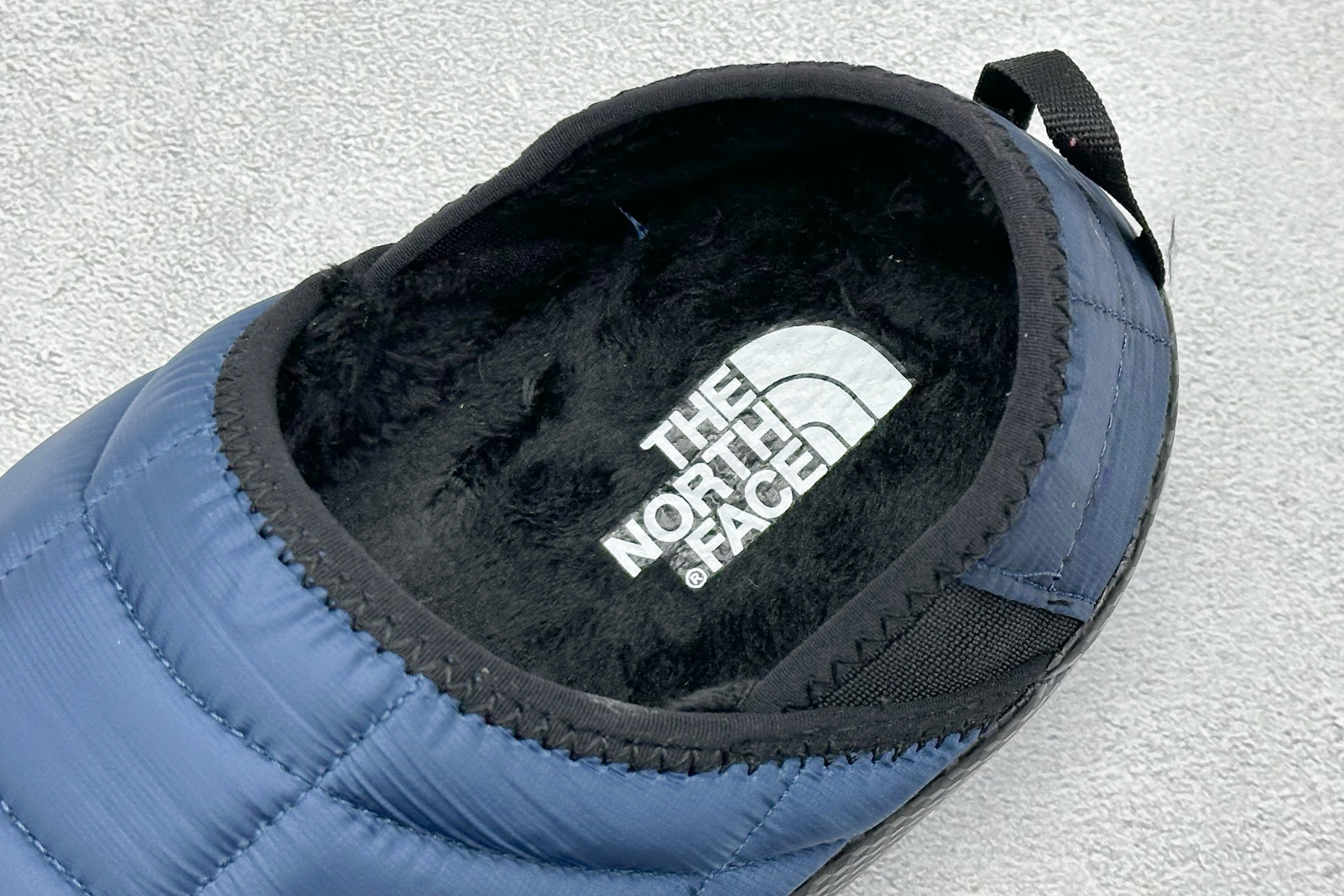 150 The North Face Thermoball Traction 北面冬季加绒透气轻盈一脚蹬休闲套鞋 NFOA3UZN-MG7