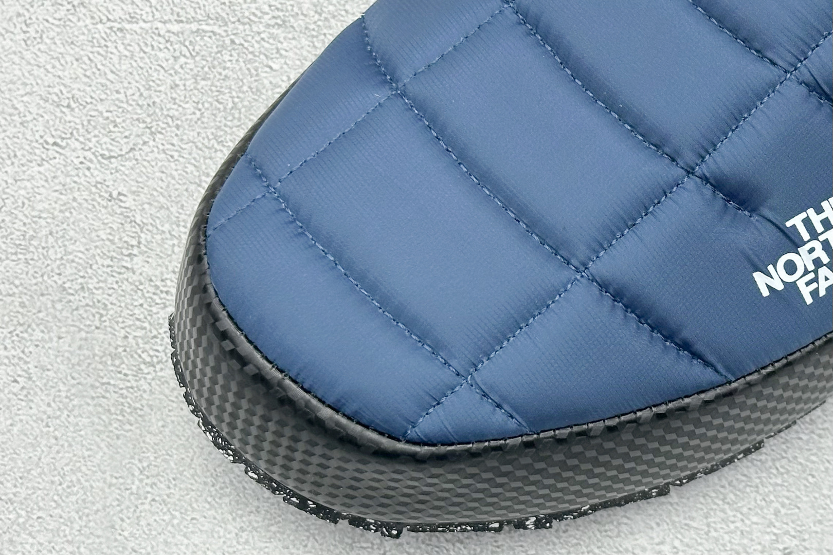 150 The North Face Thermoball Traction 北面冬季加绒透气轻盈一脚蹬休闲套鞋 NFOA3UZN-MG7