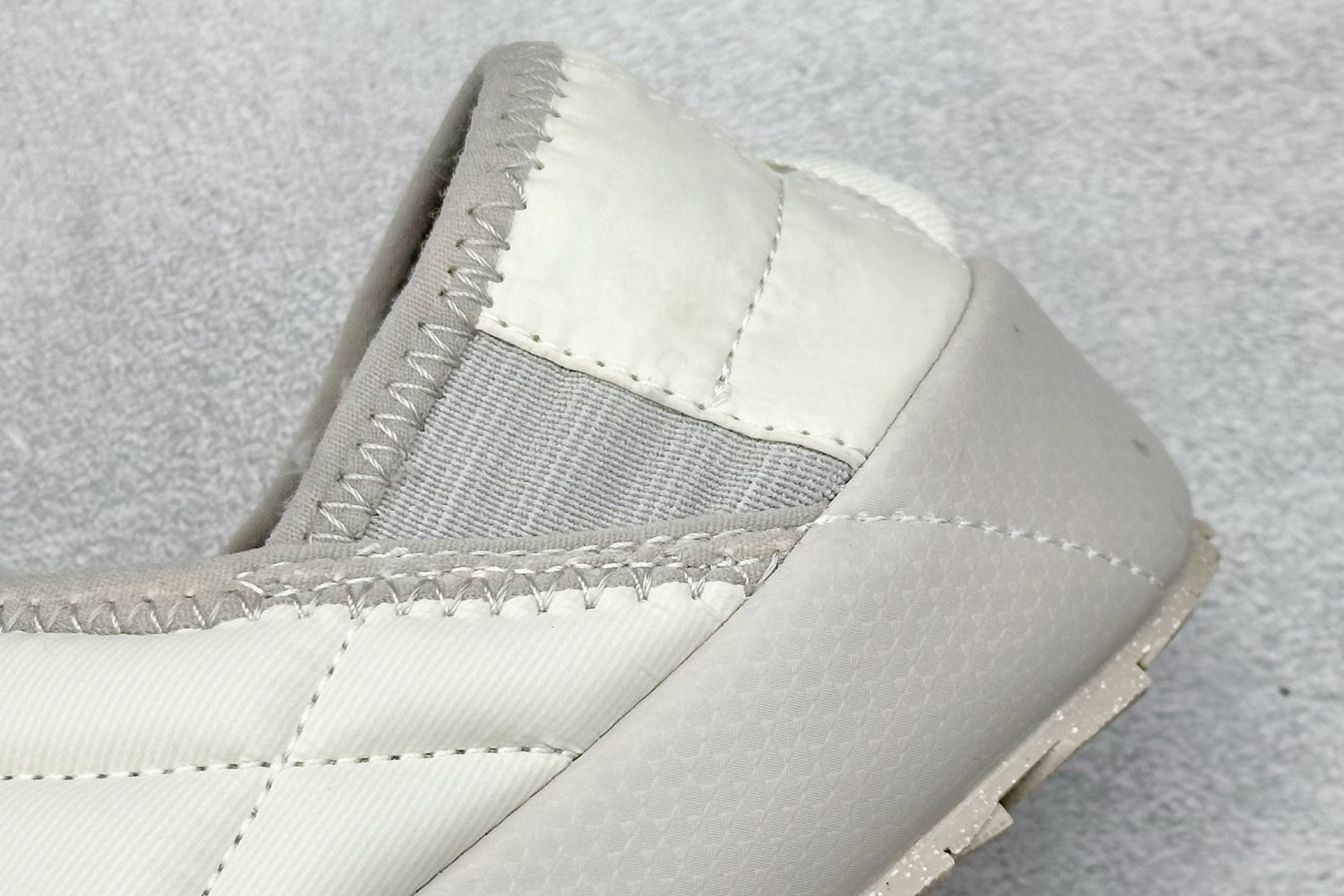 150 The North Face Thermoball Traction 北面冬季加绒透气轻盈一脚蹬休闲套鞋 NFOA3VIH-Q4C