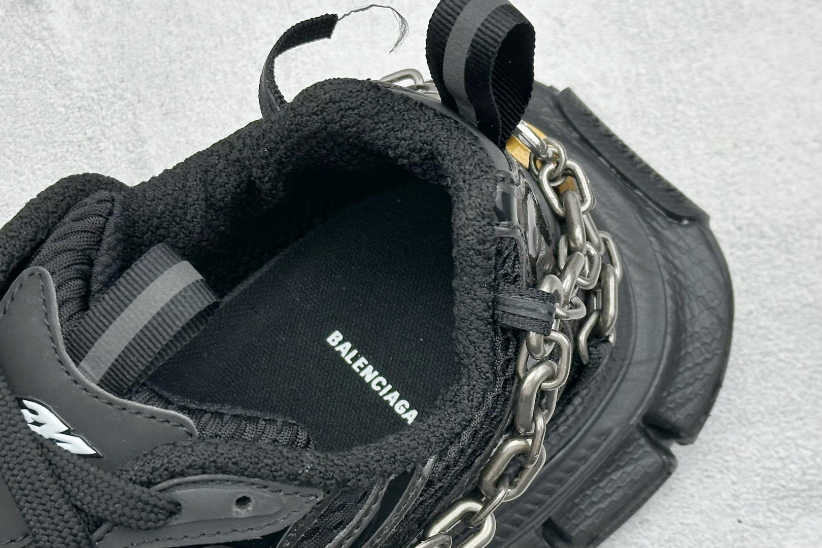 380 I8版Balenciaga 十代巴黎世家 3XL 童心锁 825623 W3XPL 1882