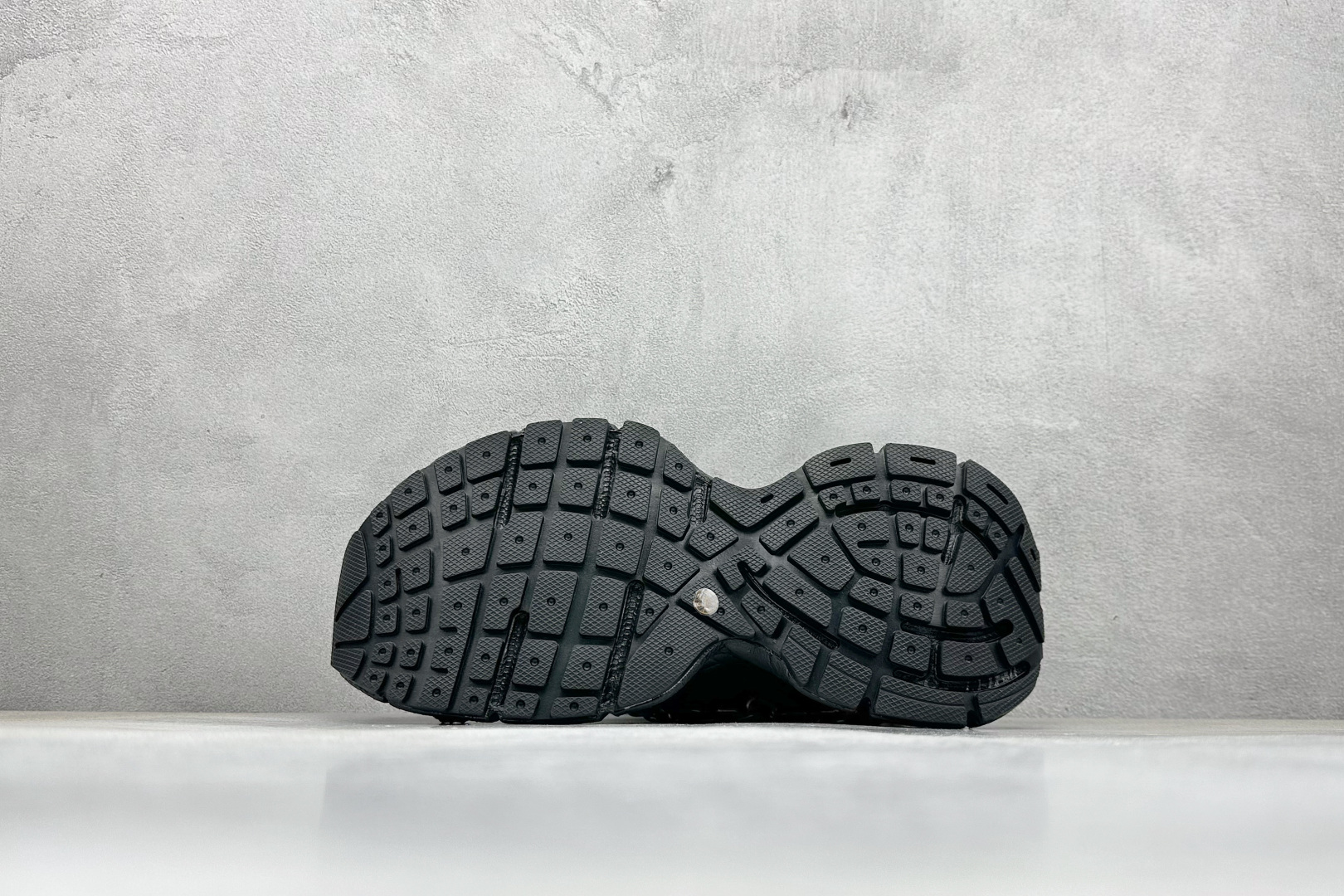 380 I8版Balenciaga 十代巴黎世家 3XL 童心锁 825623 W3XPL 1882