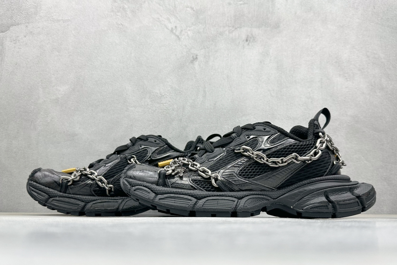 380 I8版Balenciaga 十代巴黎世家 3XL 童心锁 825623 W3XPL 1882