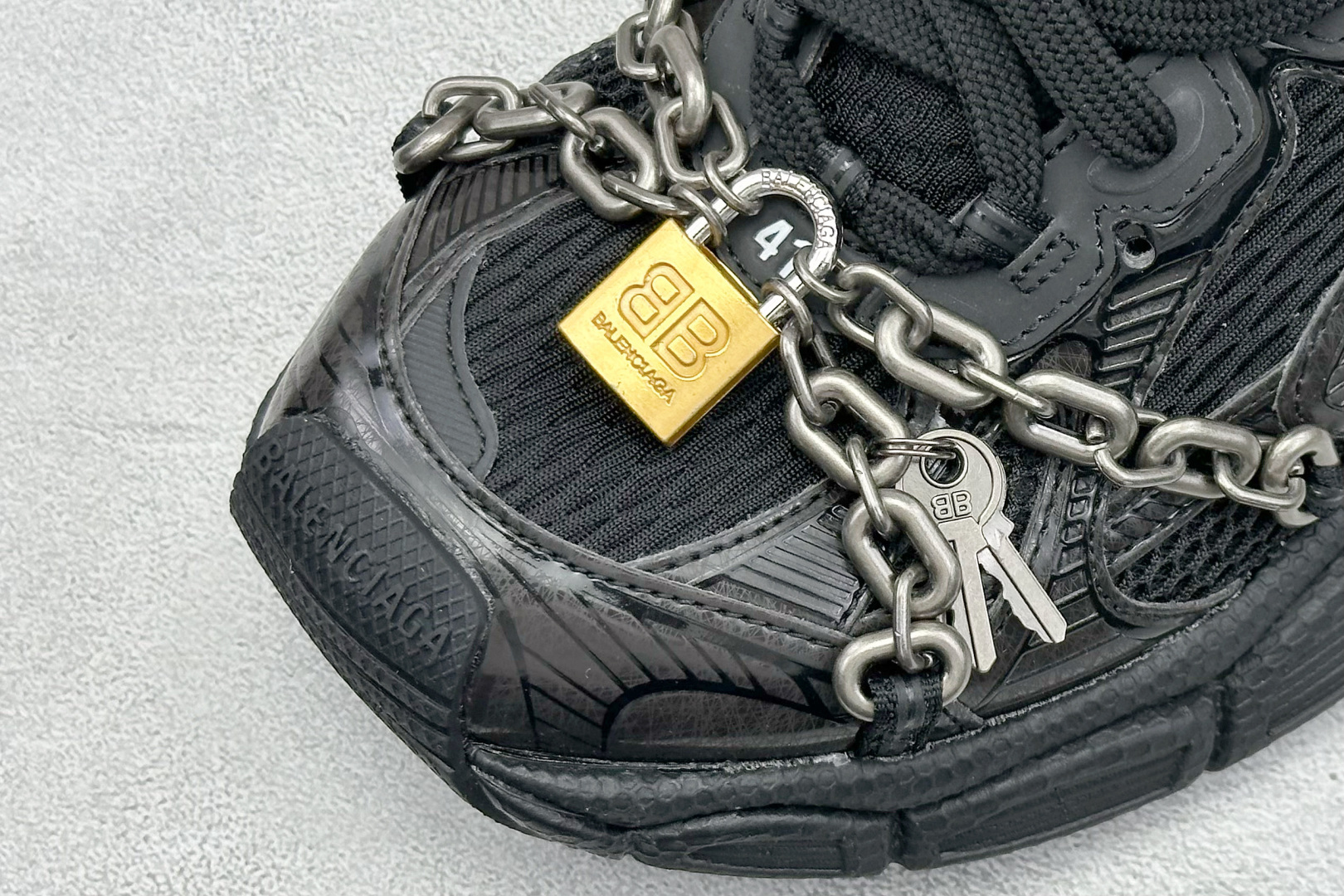 380 I8版Balenciaga 十代巴黎世家 3XL 童心锁 825623 W3XPL 1882