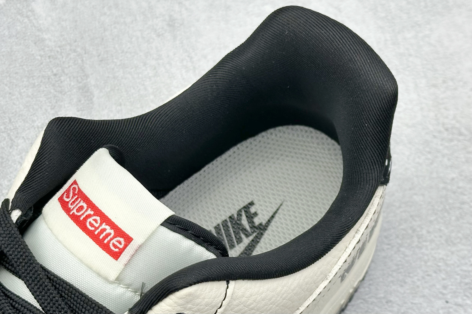 SC版Nike Air Force 1'07 Low 腰果花 经典白黑 空军一号低帮休闲板鞋 ZD1988-005-莆田鞋,莆田鞋货源,高仿鞋,高仿鞋货源,安福档口,莆田高仿鞋,莆田鞋批发,高仿鞋批发,莆田高仿运动鞋,高仿运动鞋,莆田运动鞋 SC版Nike Air Force 1'07 Low 腰果花 经典白黑 空军一号低帮休闲板鞋 ZD1988-005