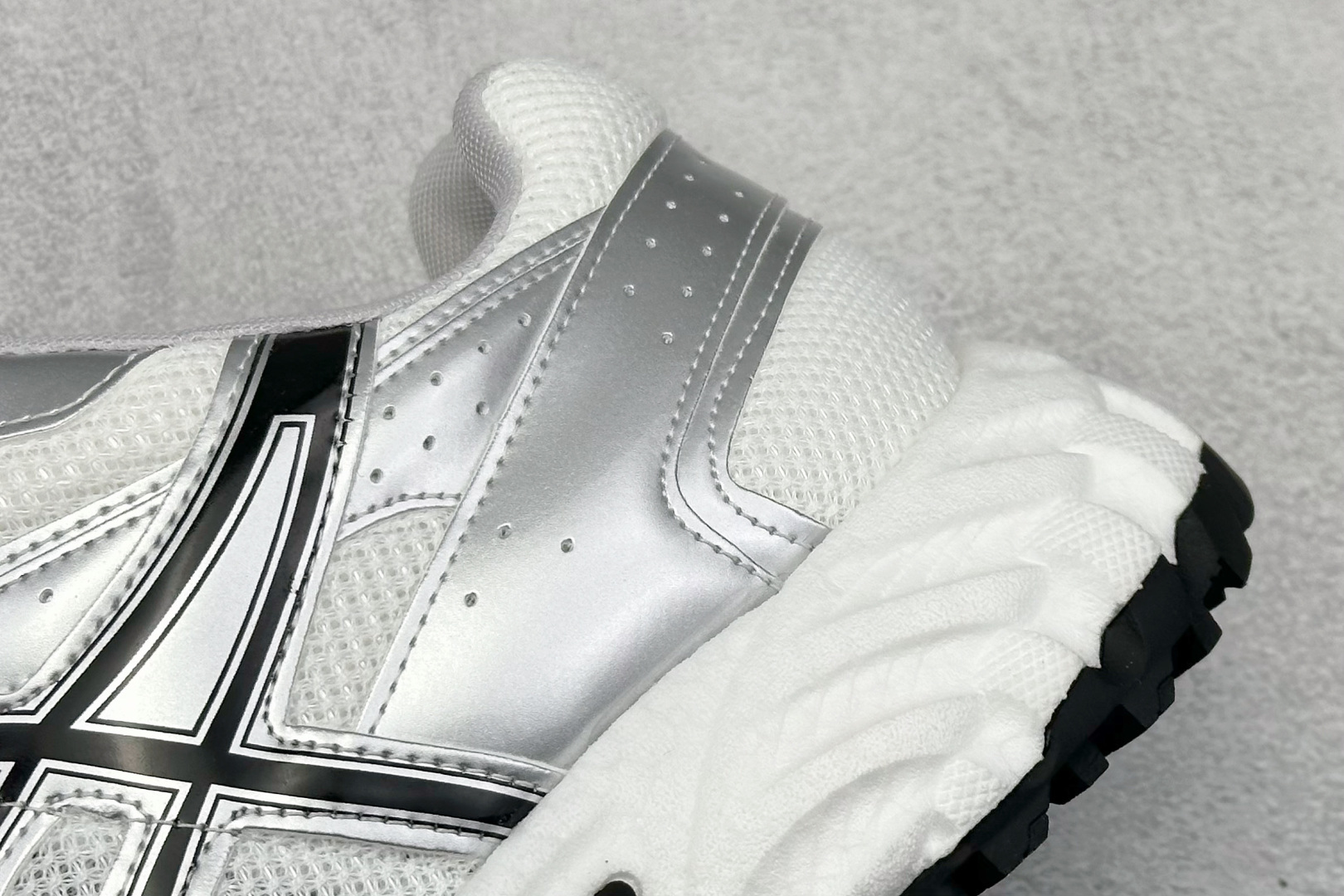 200 2025赵露思 新晋潮流鞋靴品牌GG-CC雷丝珍珠链休闲运动鞋系列-Chinese UA Cheap High Quatity Brand Clothes Bags handbags Sneakers wholesale wholesaler seller from China Factory suppliers Fashion Clothing Shoes best Quality Beautiful Price 200 2025赵露思 新晋潮流鞋靴品牌GG-CC雷丝珍珠链休闲运动鞋系列