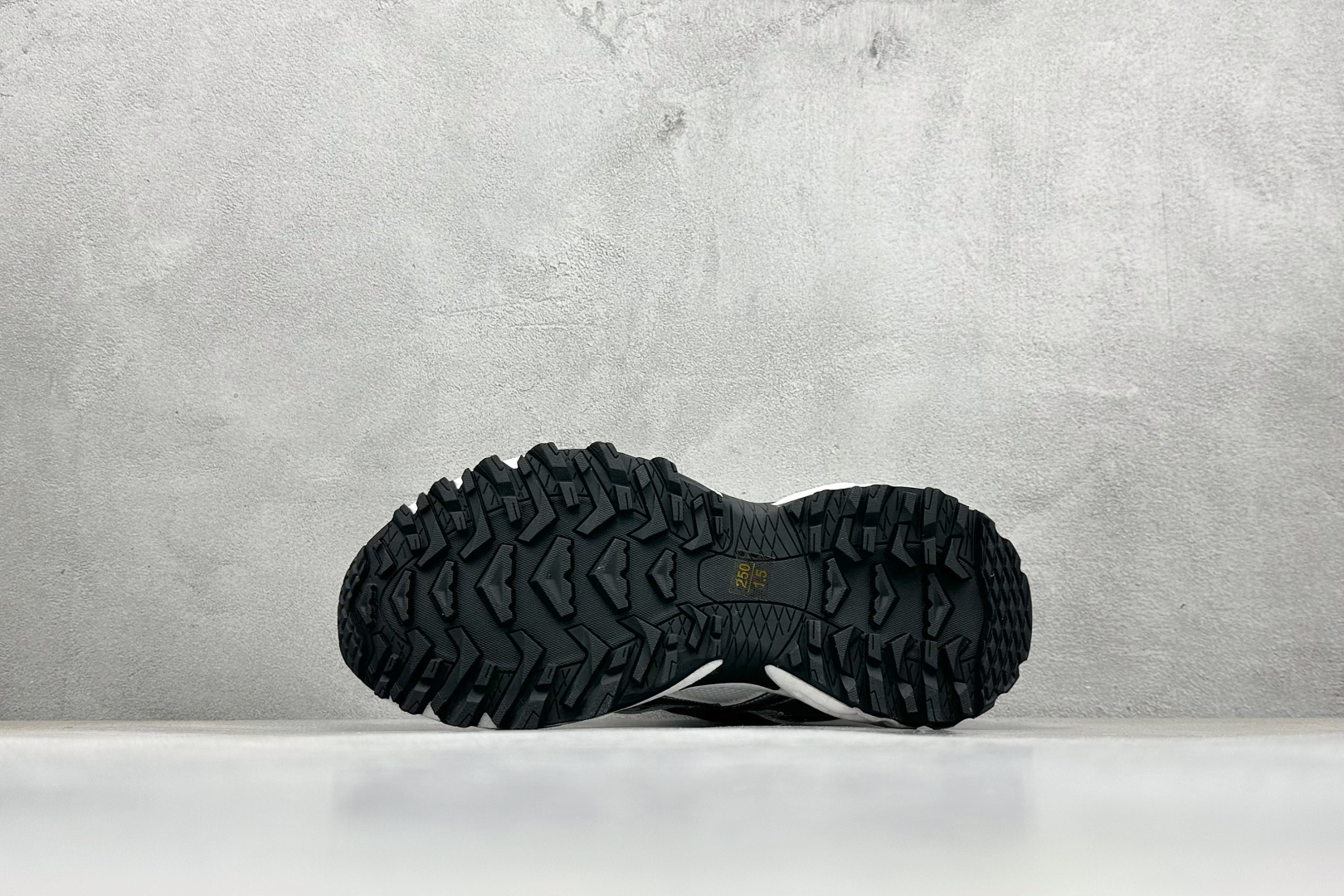 200 2025赵露思 新晋潮流鞋靴品牌GG-CC雷丝珍珠链休闲运动鞋系列-Chinese UA Cheap High Quatity Brand Clothes Bags handbags Sneakers wholesale wholesaler seller from China Factory suppliers Fashion Clothing Shoes best Quality Beautiful Price 200 2025赵露思 新晋潮流鞋靴品牌GG-CC雷丝珍珠链休闲运动鞋系列