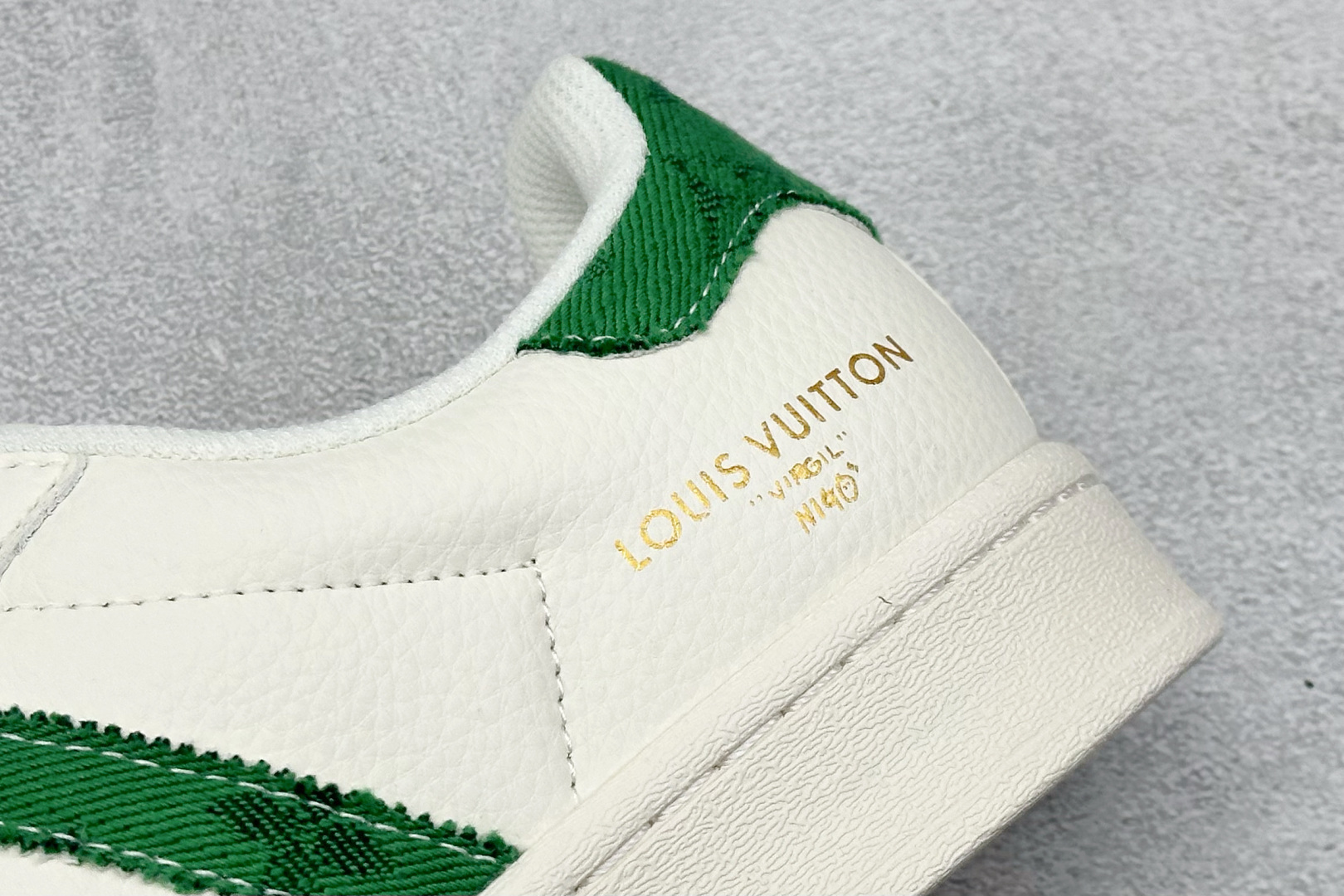 220 AD Originals Superstar x Louis Vuitton 白绿 SD6819-Chinese UA Cheap High Quatity Brand Clothes Bags handbags Sneakers wholesale wholesaler seller from China Factory suppliers Fashion Clothing Shoes best Quality Beautiful Price 220 AD Originals Superstar x Louis Vuitton 白绿 SD6819