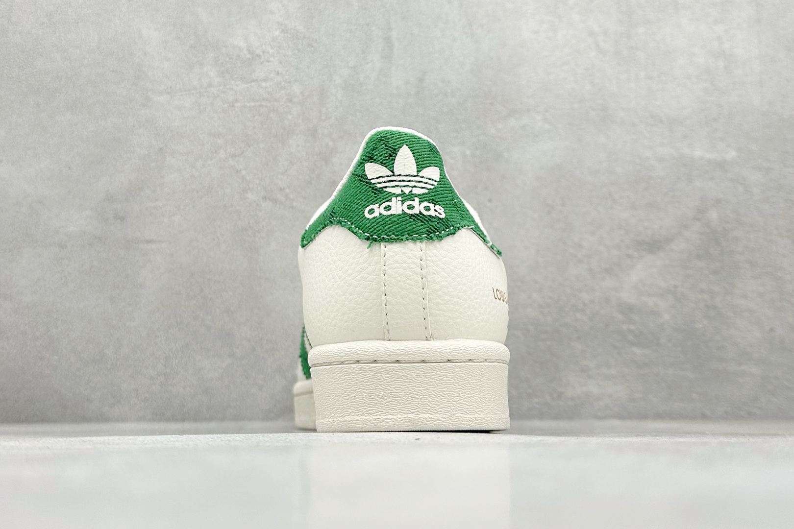 220 AD Originals Superstar x Louis Vuitton 白绿 SD6819-Chinese UA Cheap High Quatity Brand Clothes Bags handbags Sneakers wholesale wholesaler seller from China Factory suppliers Fashion Clothing Shoes best Quality Beautiful Price 220 AD Originals Superstar x Louis Vuitton 白绿 SD6819