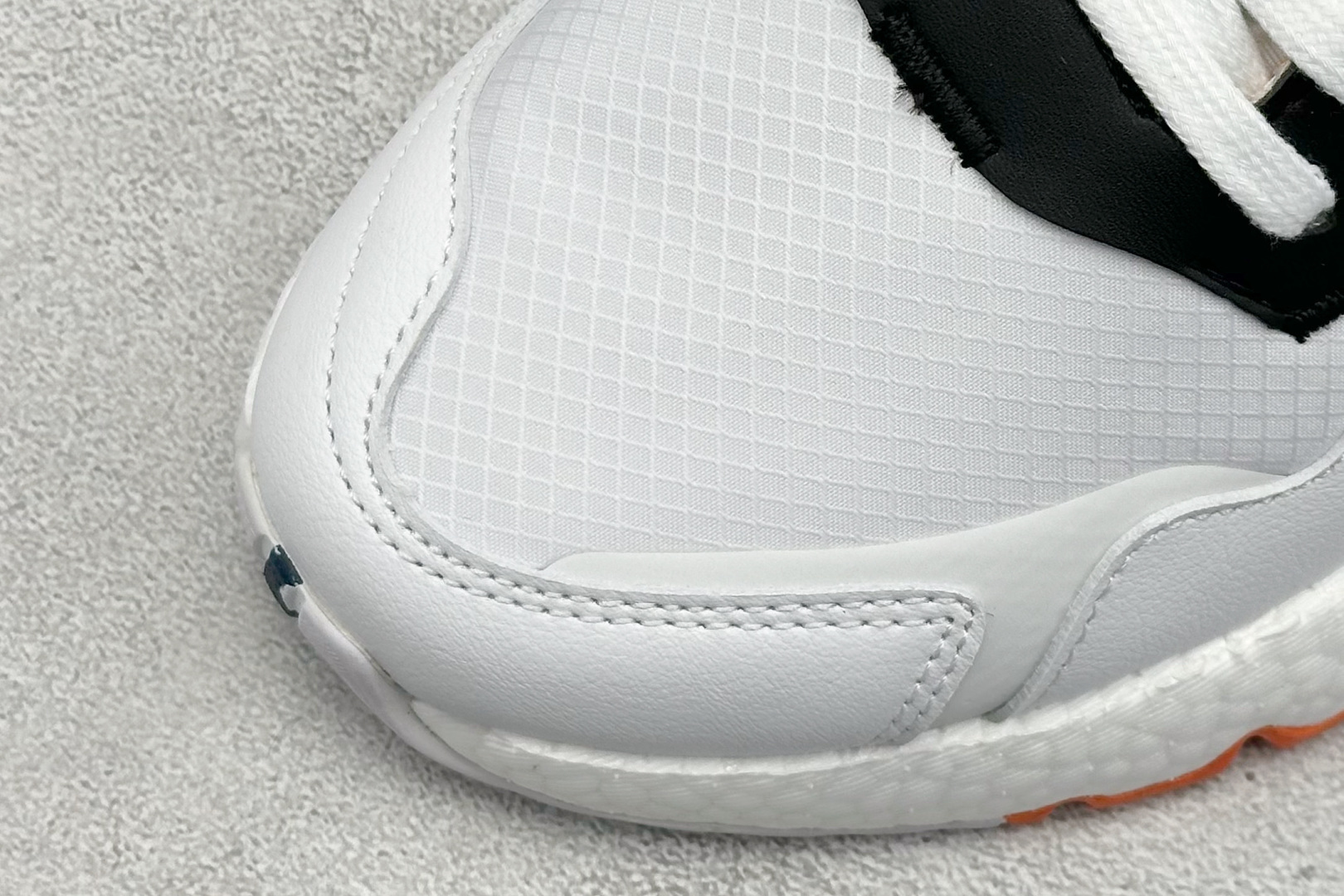 170 AD Originals Nite Jogger 三叶草夜行者复古休闲跑步鞋 FX3811