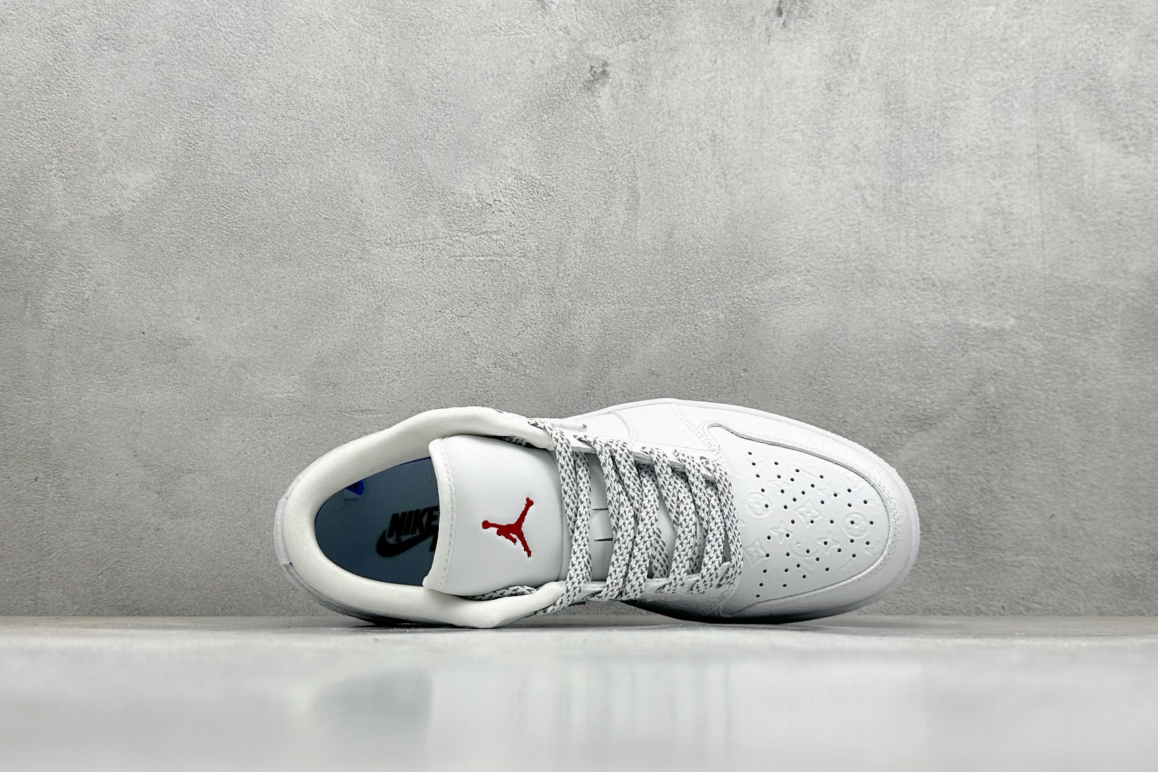 Air Jordan 1 Low AJ1 乔1 “LV路易威登联名---纯白立体LV印花”高端定制 低帮复古篮球鞋 LR2025-010