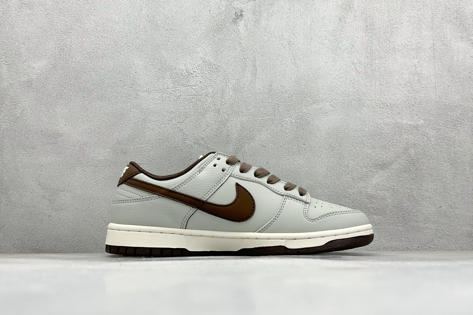 Nike SB Dunk Low x 鬼脸联名 XD1588-235
