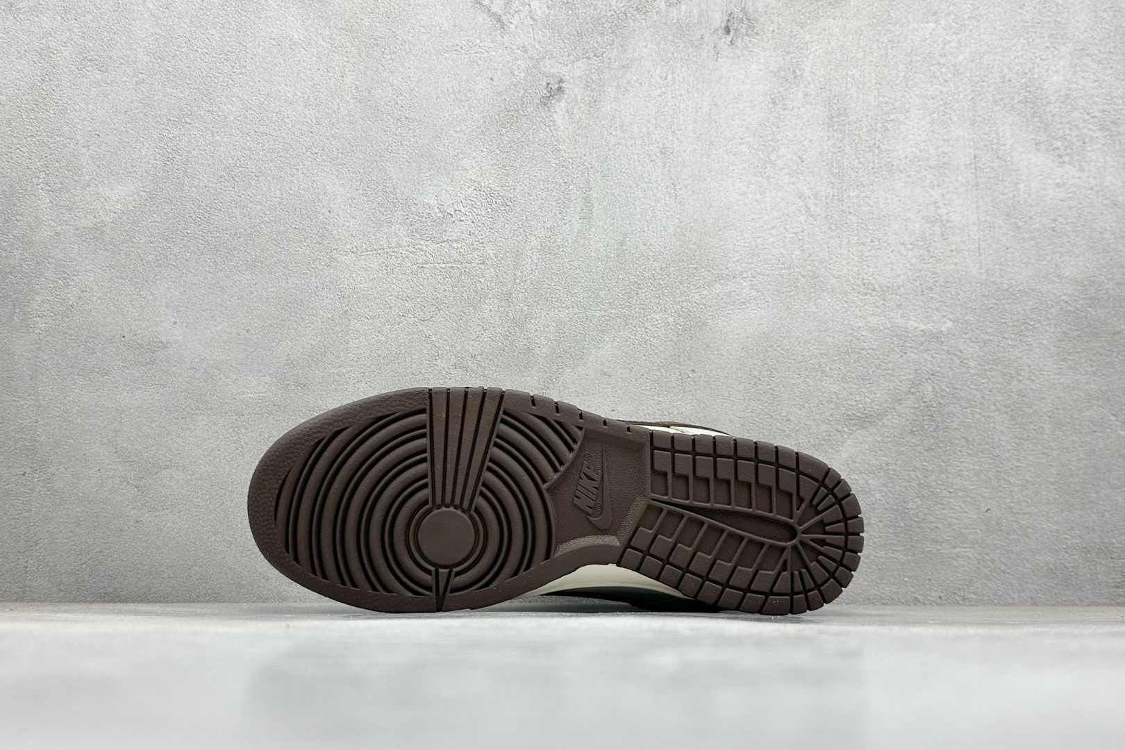 Nike SB Dunk Low x 鬼脸联名 XD1588-235