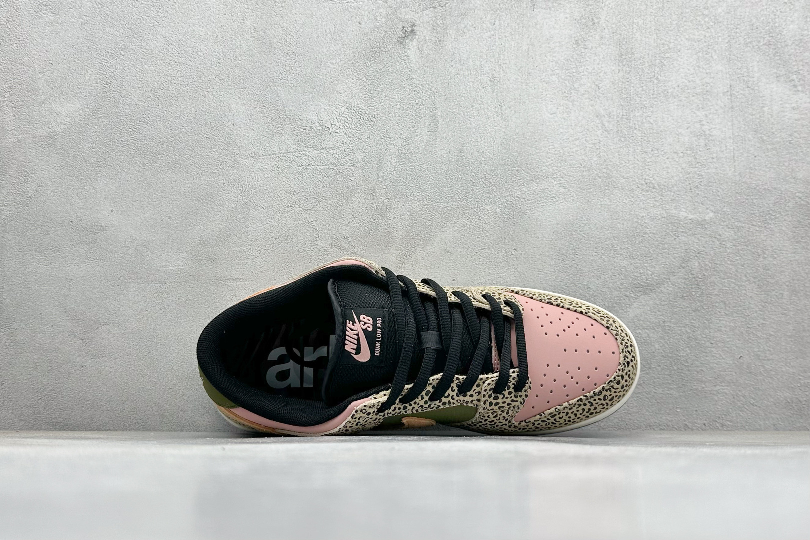 史诗级Arts-Rec Skateshop x Nike SB Dunk Low Pro 联名款 低帮休闲板鞋 IH3211-200