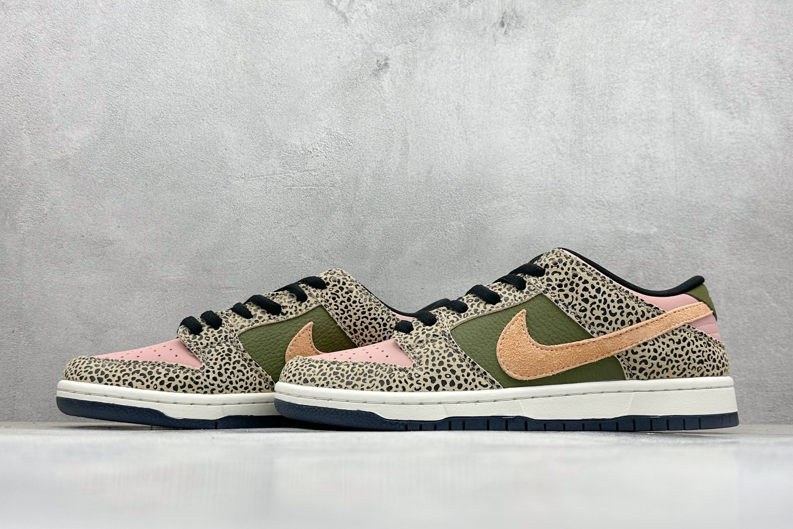 史诗级Arts-Rec Skateshop x Nike SB Dunk Low Pro 联名款 低帮休闲板鞋 IH3211-200