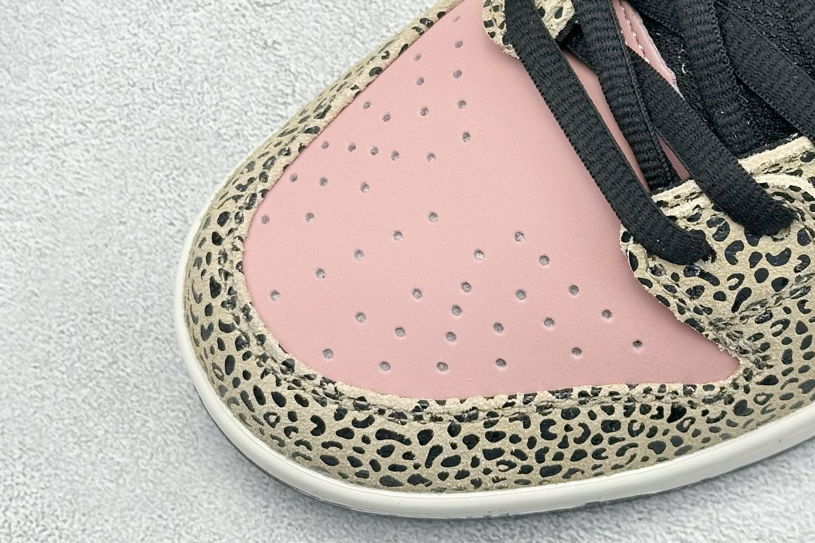 史诗级Arts-Rec Skateshop x Nike SB Dunk Low Pro 联名款 低帮休闲板鞋 IH3211-200