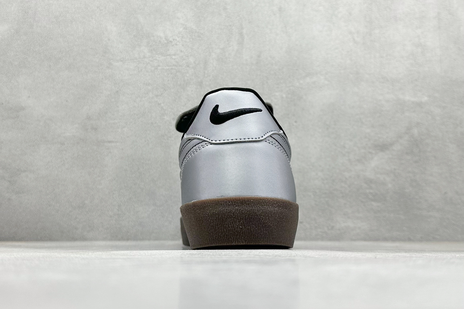 FS版 Nk Killsh II Leather 低帮休闲板鞋 IM4842-099