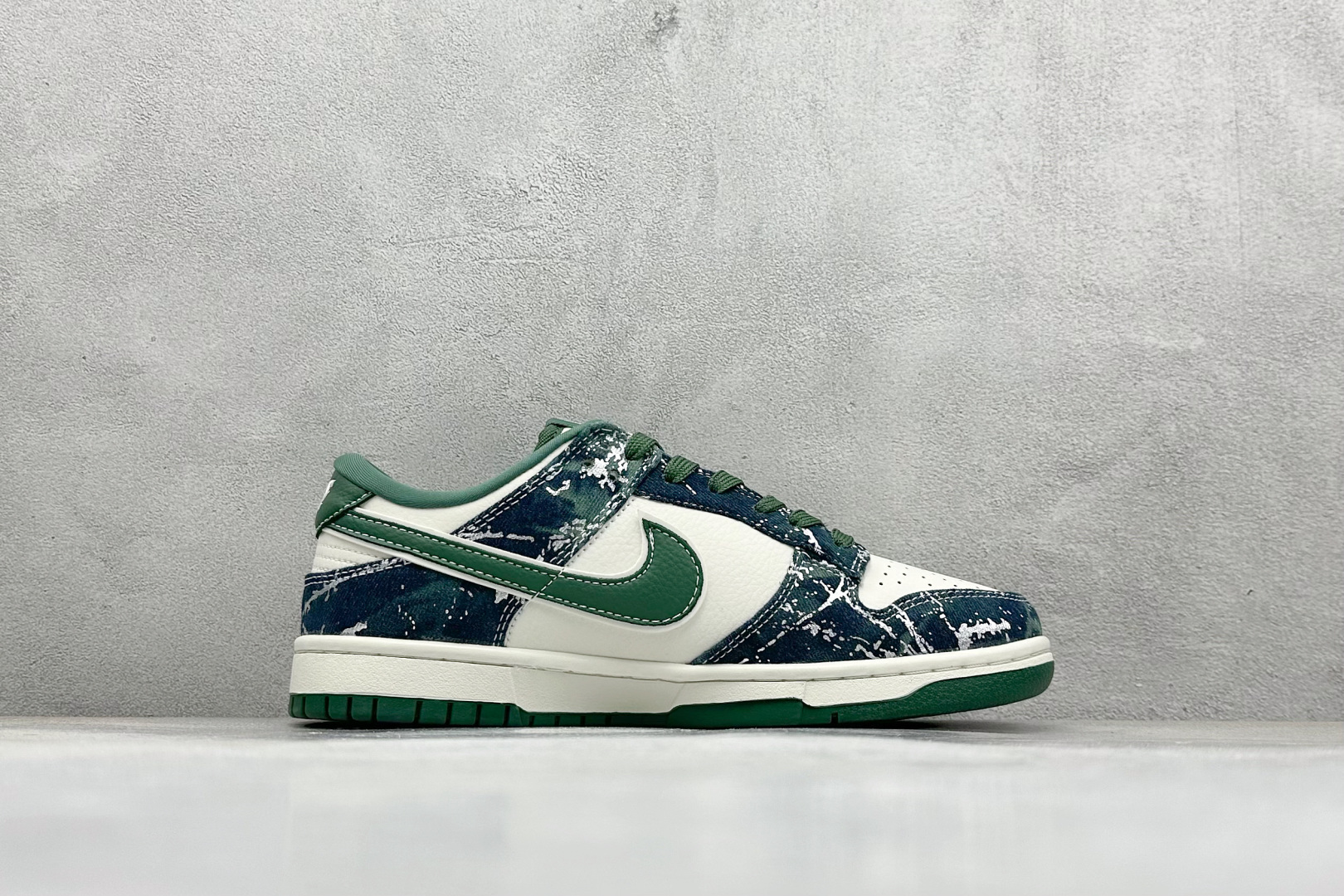 SC版Nike SB Dunk Low BAPE联名 白军绿 周年高端定制 低帮休闲板鞋 SC0601-465