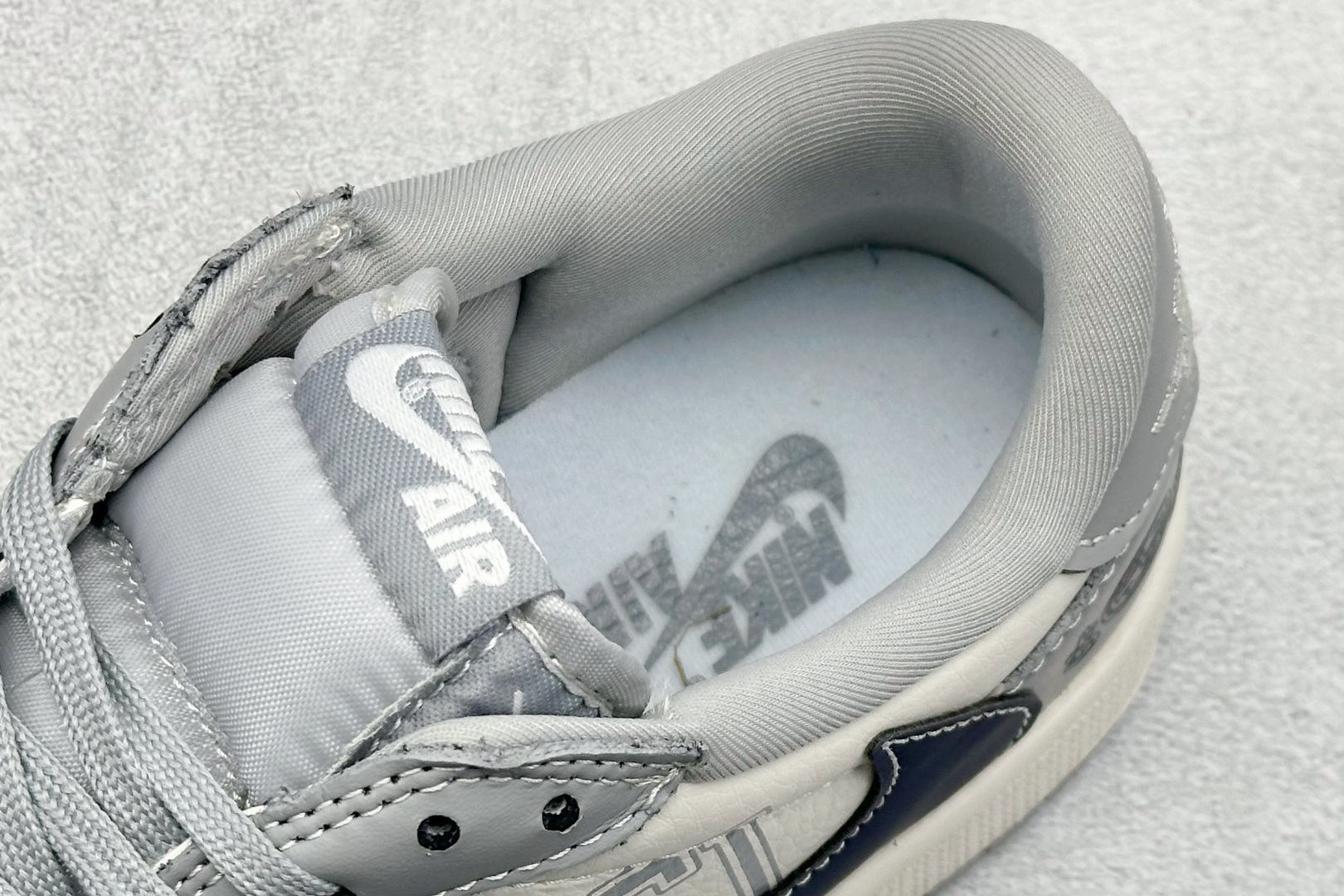 XC版Travis Scott x Fragment Design x Air Jordan 1 Low SP AJ1 乔1 古驰联名 烟灰深蓝勾 低帮文化休闲板鞋 LD2025-023