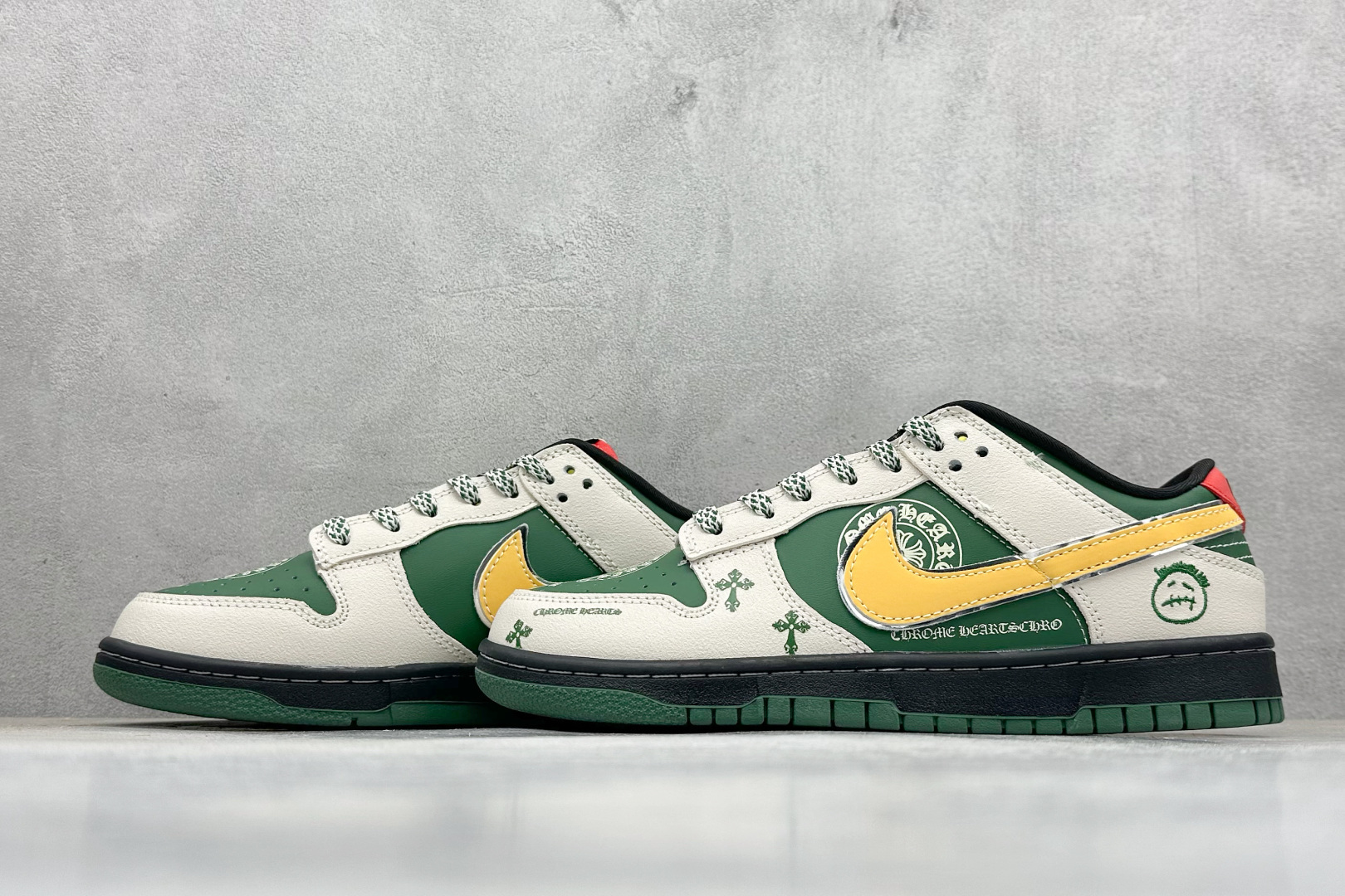 XC版Nike SB Dunk Low“ 克罗心联名——绿黄鬼脸” 周年高端定制 低帮休闲板鞋 DG2025-002