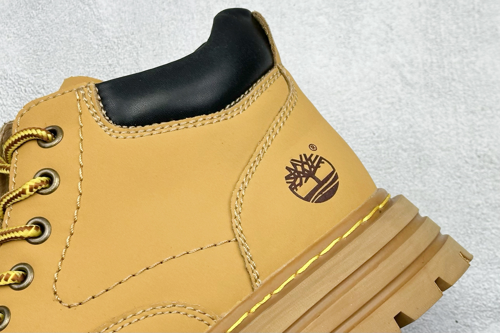 240 Timberland 天伯伦/添柏岚经典款 25ss新款中帮 TB23063