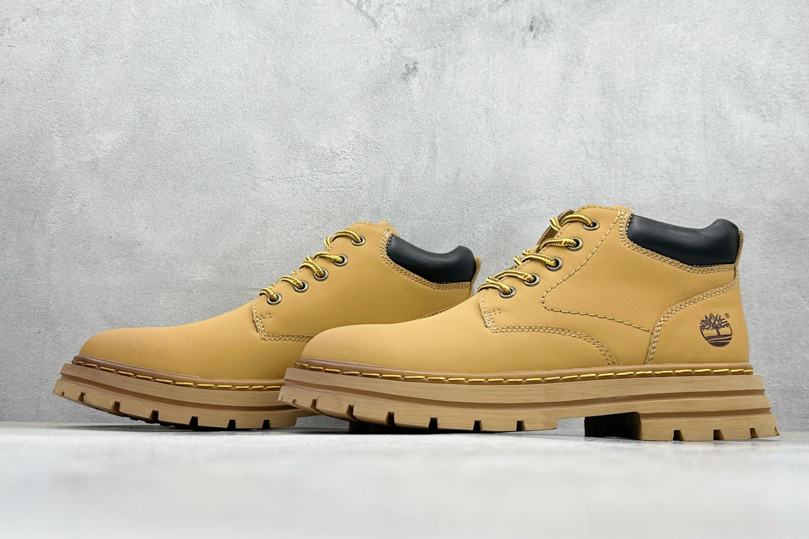 240 Timberland 天伯伦/添柏岚经典款 25ss新款中帮 TB23063