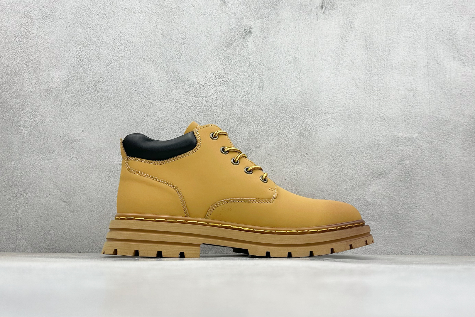 240 Timberland 天伯伦/添柏岚经典款 25ss新款中帮 TB23063