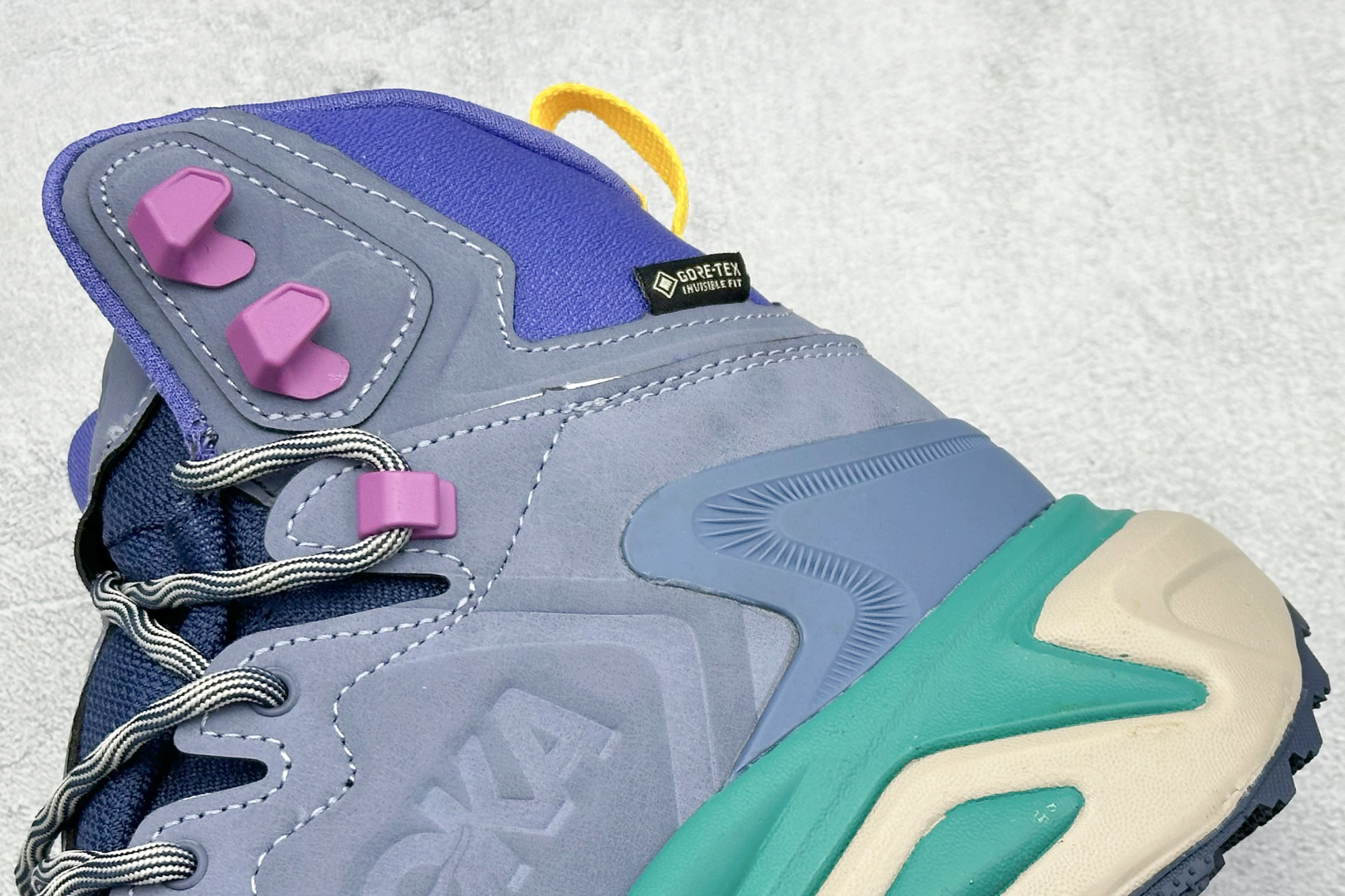 260 BF版HOKA ONE ONE KAHA 3 HIGH GTX 高帮专业越野跑步鞋 1162530/VMN