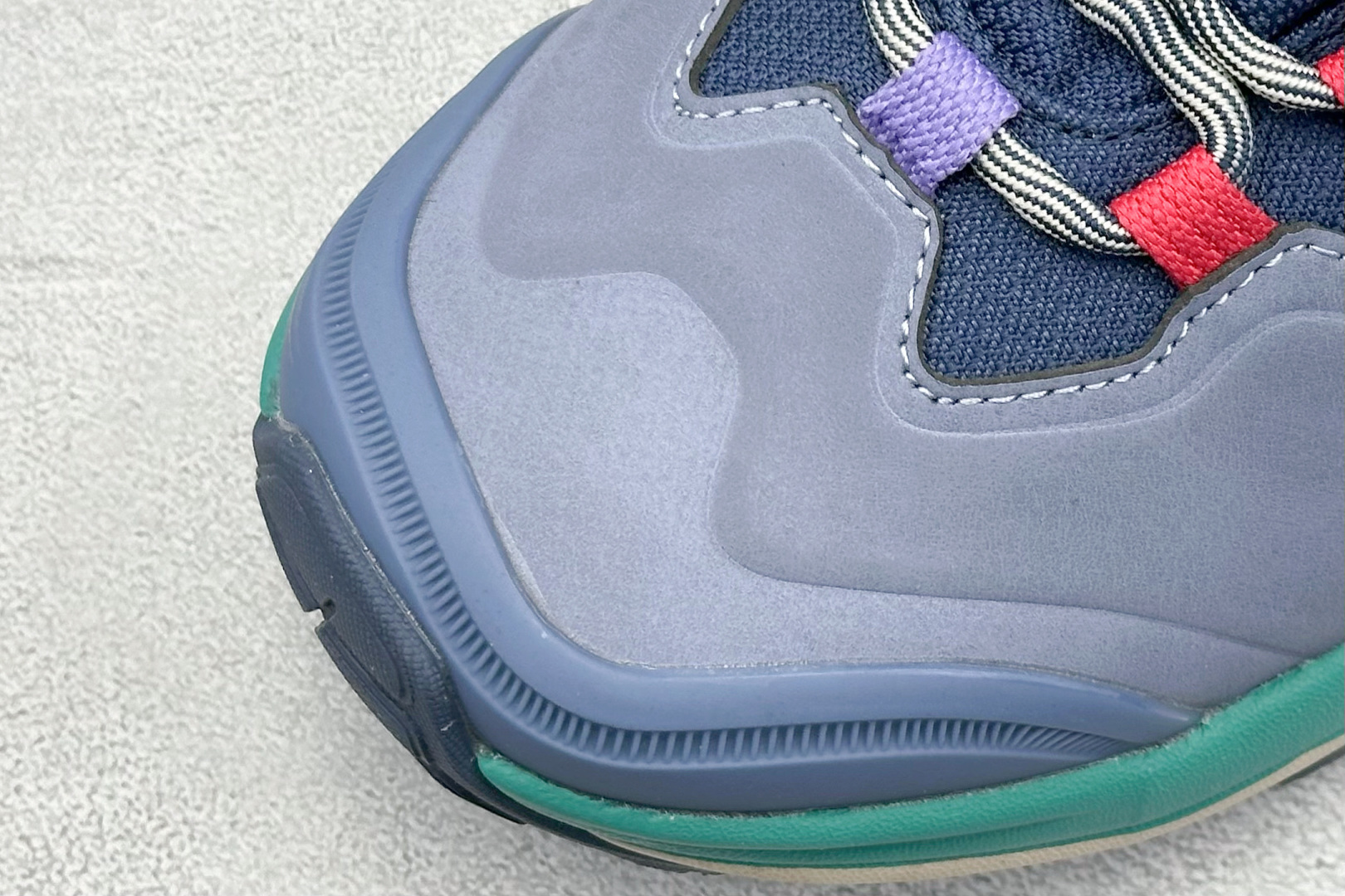 260 BF版HOKA ONE ONE KAHA 3 HIGH GTX 高帮专业越野跑步鞋 1162530/VMN