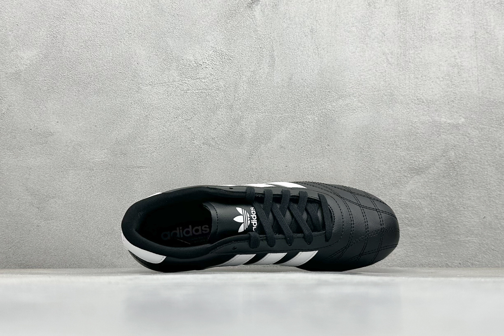 150 Adidas Originals Taekwondo 阿迪包裏性运动舒适防滑耐磨低帮训练鞋 JS1193