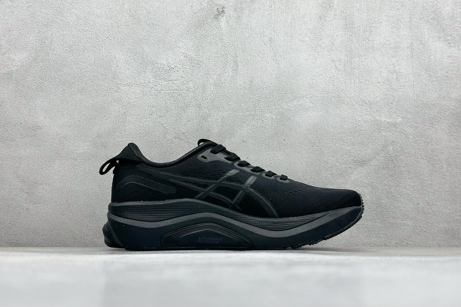 190 Asics GEL-KAYANO 32 时尚舒适 低帮跑步鞋 ASICS (亚瑟士)是日本实业家鬼冢喜八郎创立的跑鞋运动品牌 1011C052-001