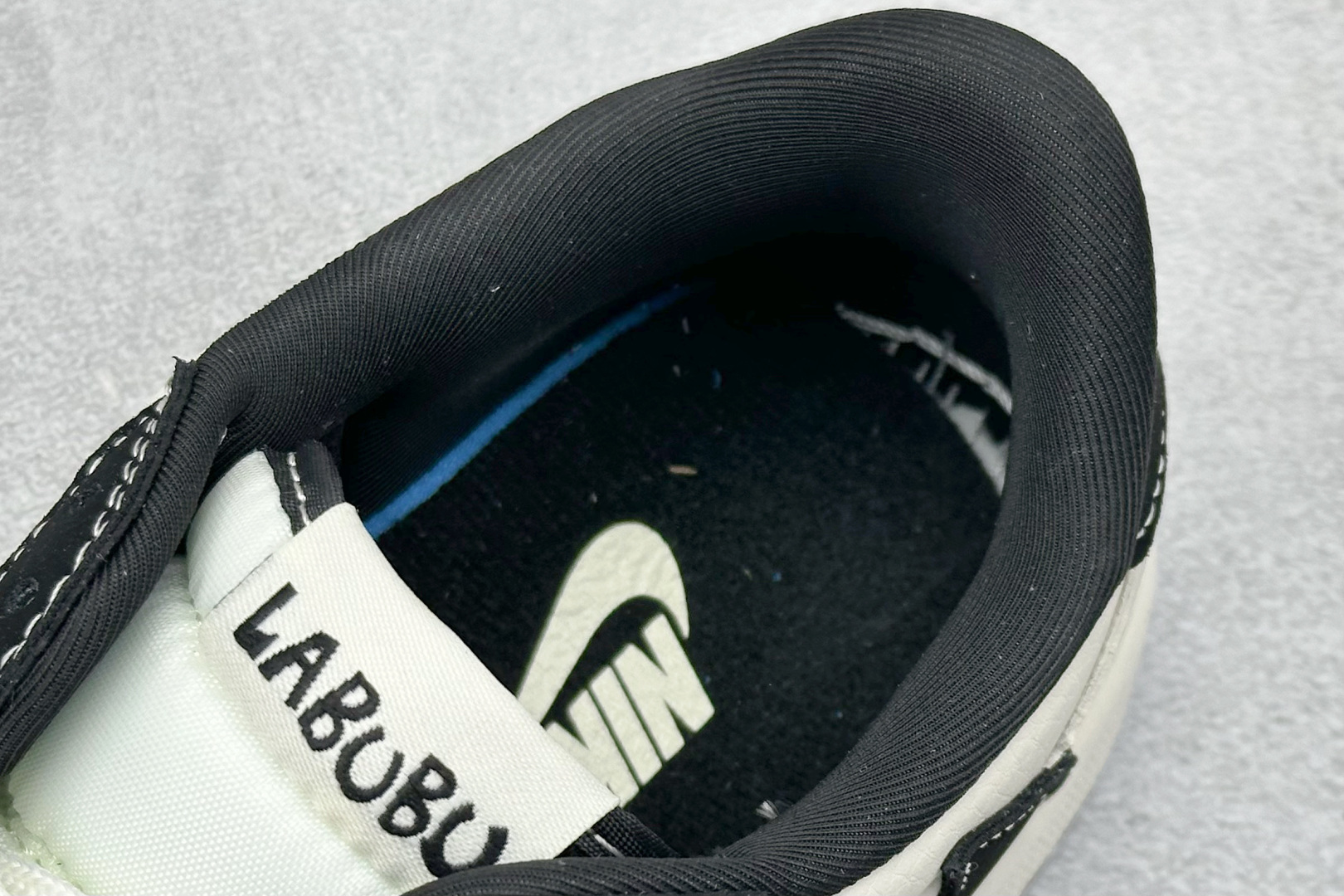 Travis Scott x Fragment Design x Jordan Air Jordan 1 Low SP “白黑拉布布” DD7866-112