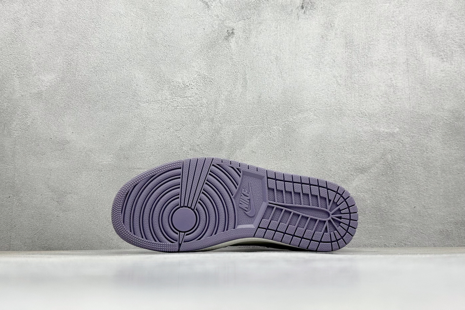 Travis Scott x Fragment Design x Jordan Air Jordan 1 Low SP “白紫拉布布” JW1188-164