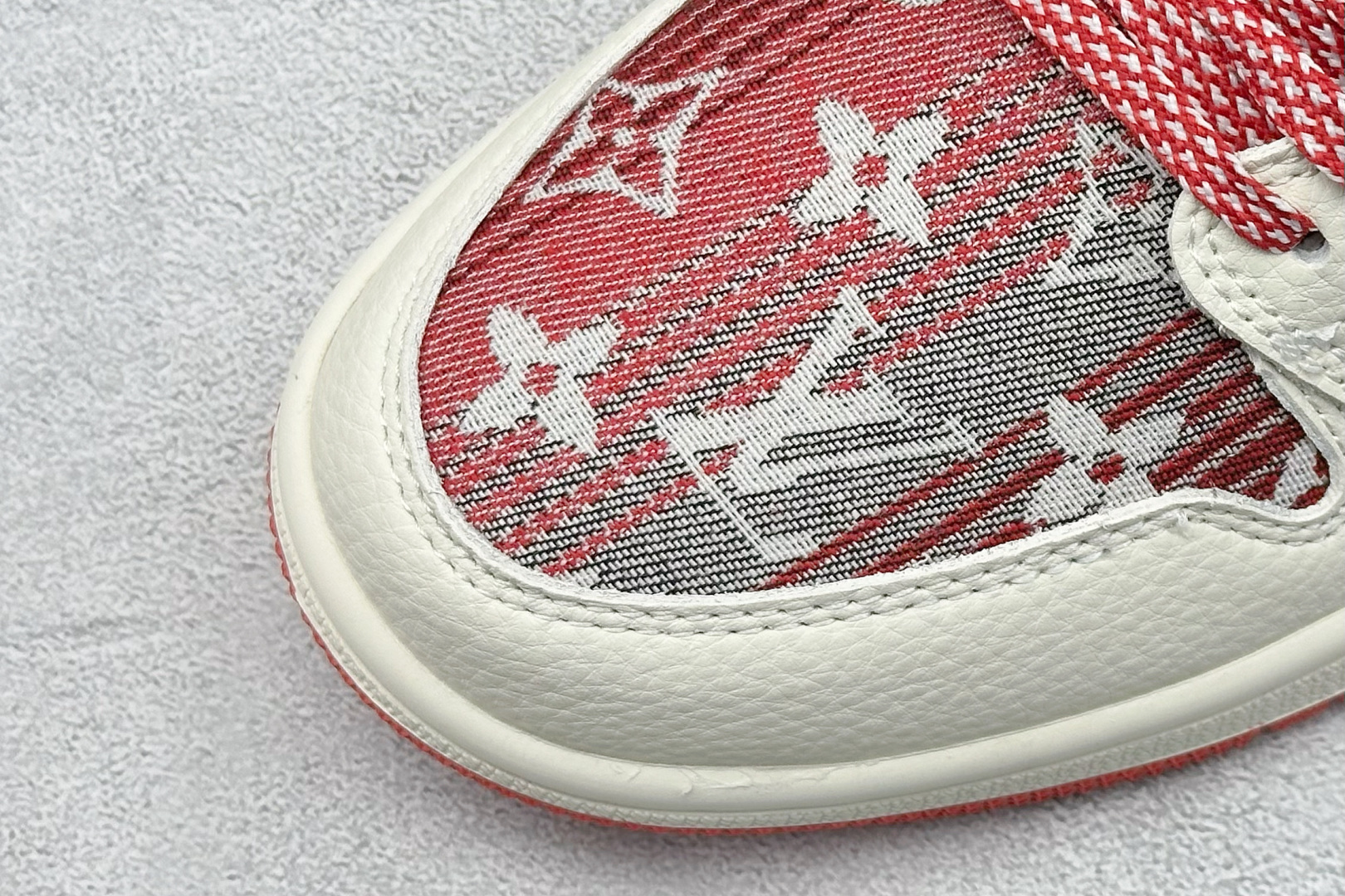 Air Jordan 1 Low AJ1 乔1 “LV路易威登联名---米白红帆布牛仔印花”高端定制 低帮复古篮球鞋 QG1988-010