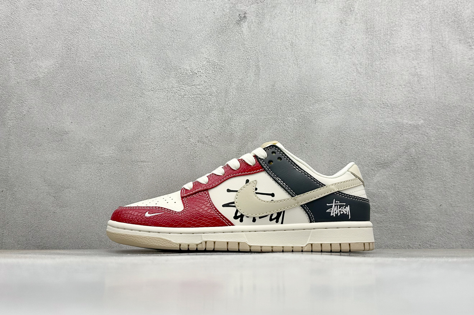 NO:341821,【Spot】Open store Nike SB Dunk Low 