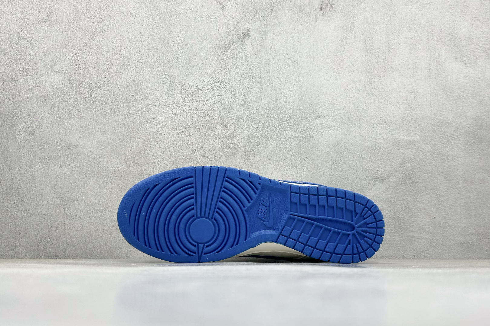 Nike SB Dunk Low x NIKE 米白蓝三小勾 HS2506-223