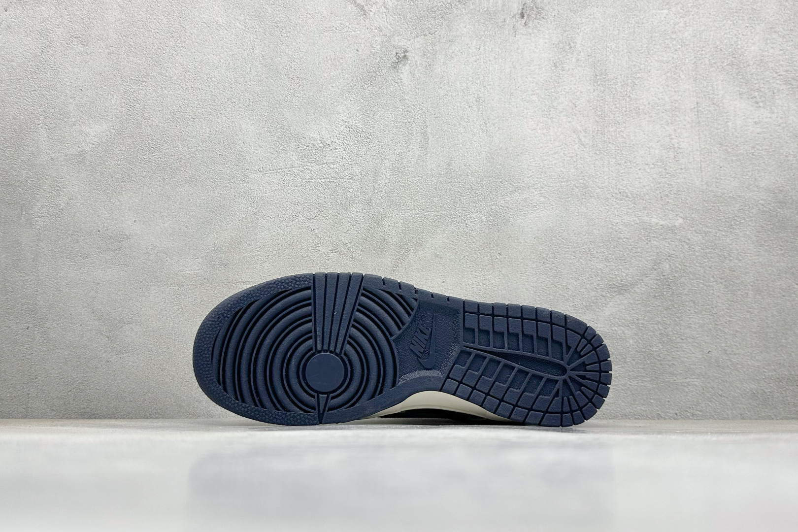 SC版Nike SB Dunk Low 巴宝莉联名 白蓝复古拼接 高端定制 低帮休闲板鞋 SD6688-002