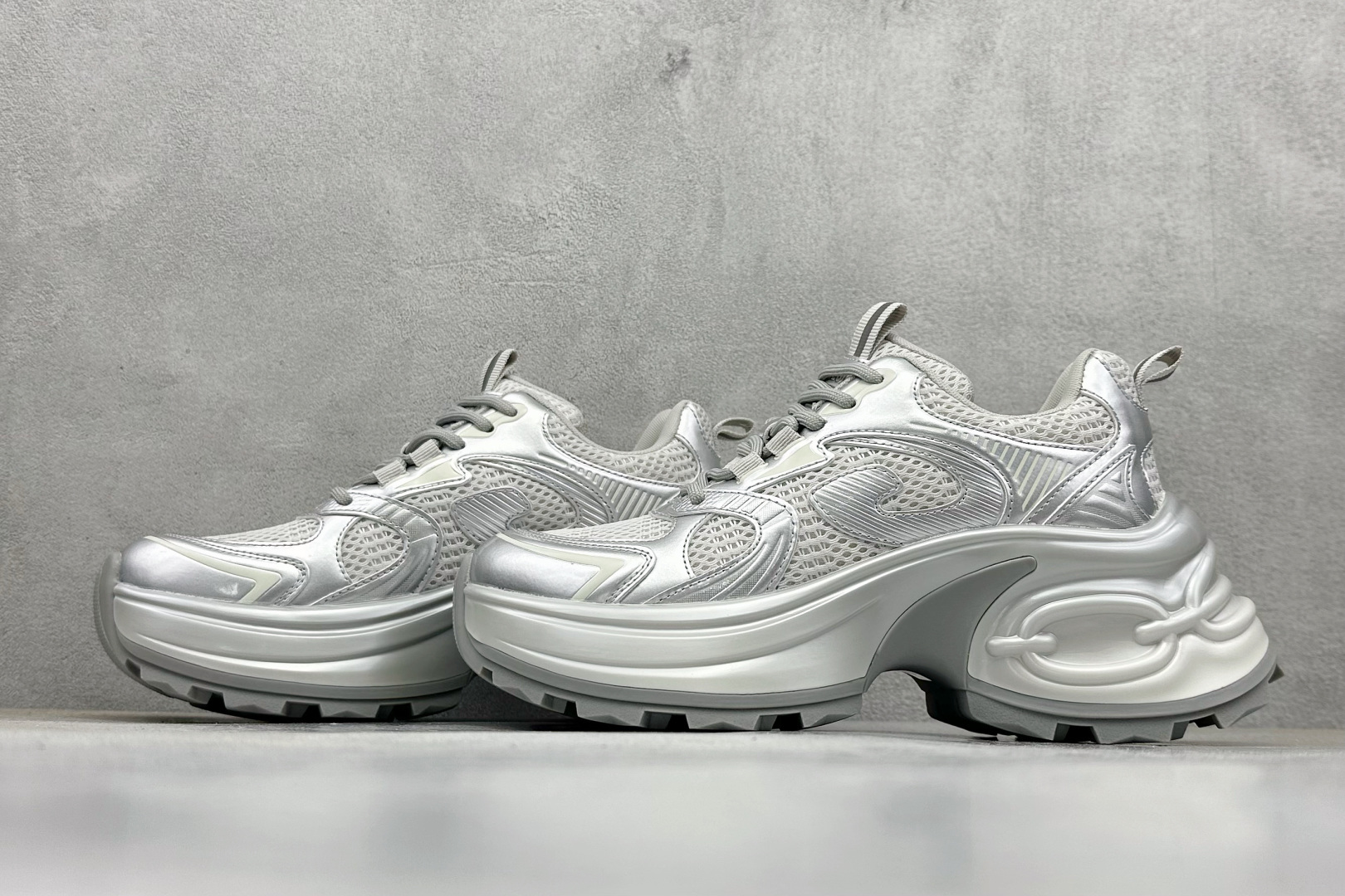 220 GG-CC赵露思2025新款厚底增高休闲运动老爹鞋系列