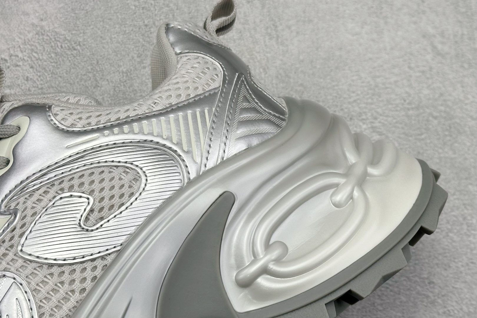 220 GG-CC赵露思2025新款厚底增高休闲运动老爹鞋系列