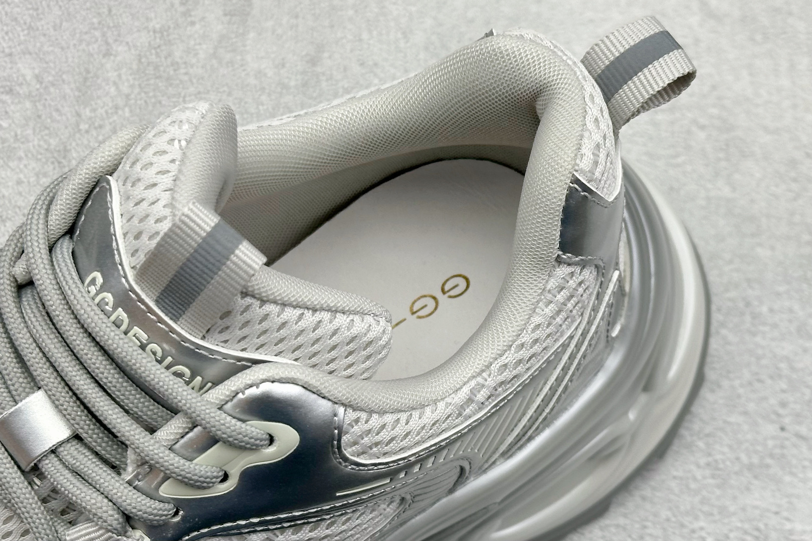 220 GG-CC赵露思2025新款厚底增高休闲运动老爹鞋系列