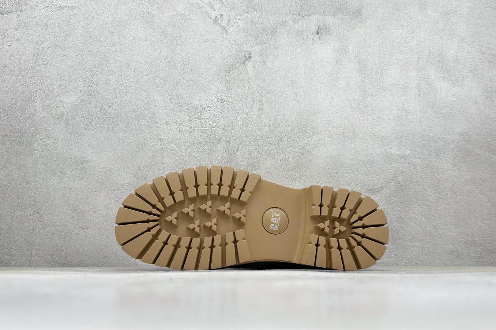 260 CAT卡特 经典百搭户外低帮休闲工装靴 P721903