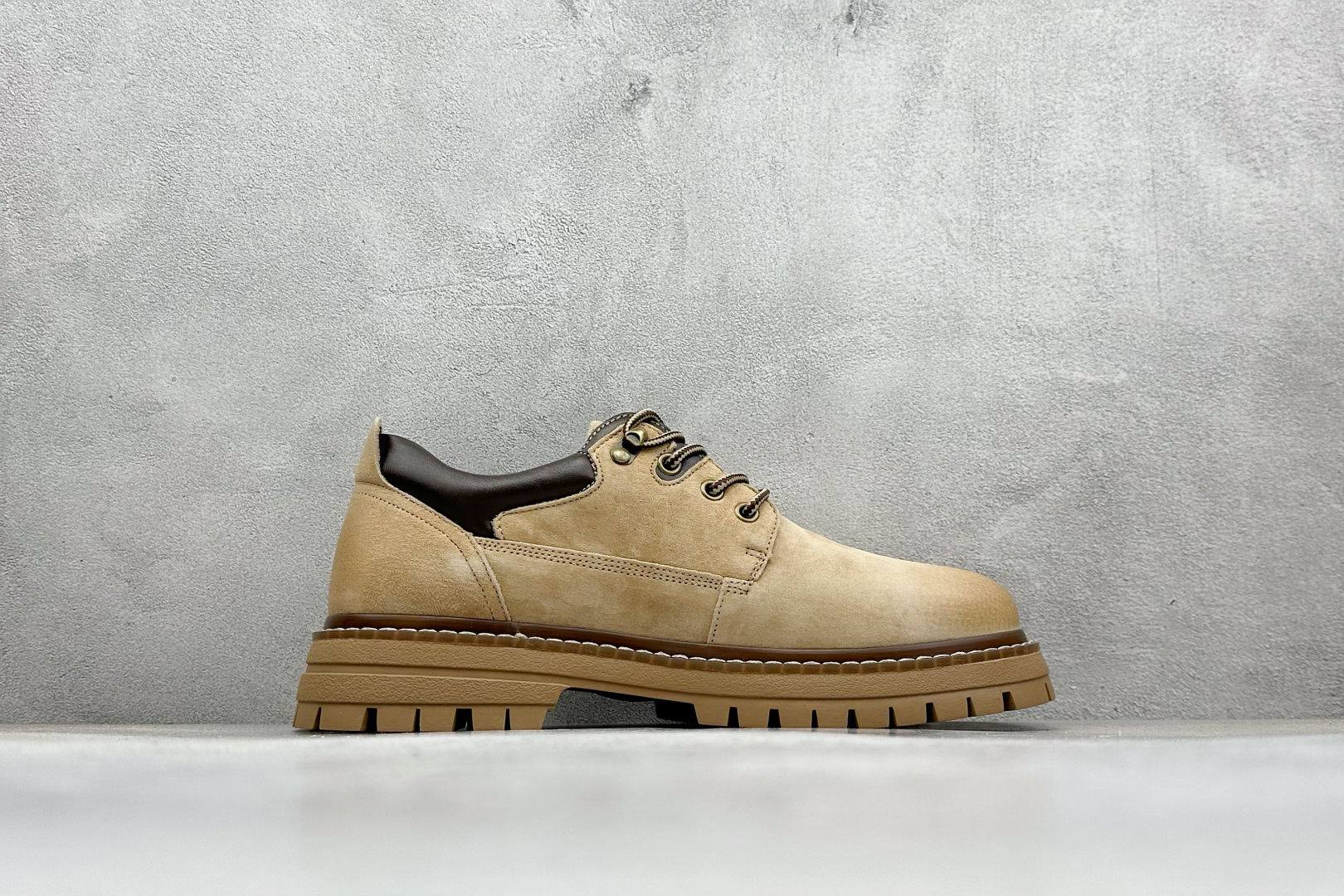 260 CAT卡特 经典百搭户外低帮休闲工装靴 P721903