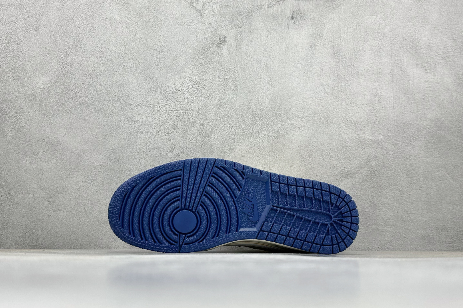 Travis Scott x Nike Air Jordan 1 Low x WARRIORS Air Jordan 1 Low 反转蓝白小勾满天星倒钩 XB1979-012