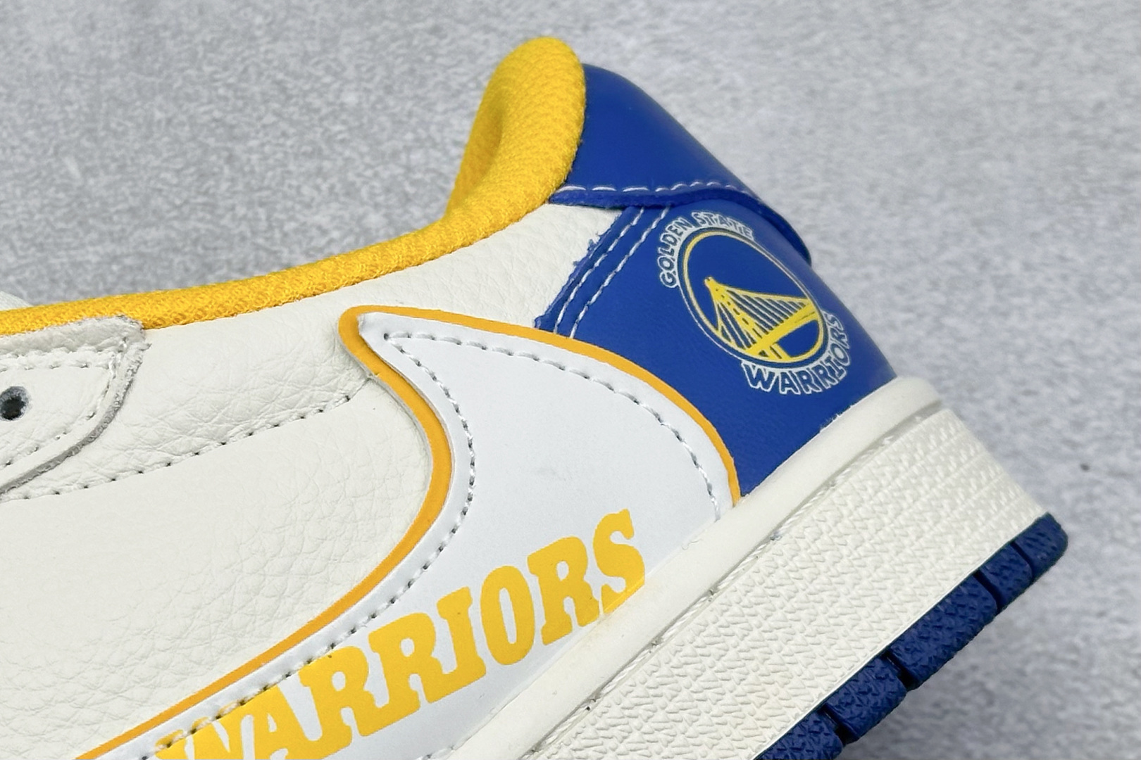 Travis Scott x Nike Air Jordan 1 Low x WARRIORS Air Jordan 1 Low 反转蓝白小勾满天星倒钩 XB1979-012