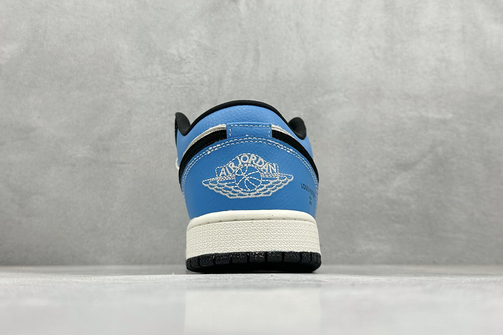 Air Jordan 1 Low LV联名 高端定制 低帮复古篮球鞋 QJ2025-001
